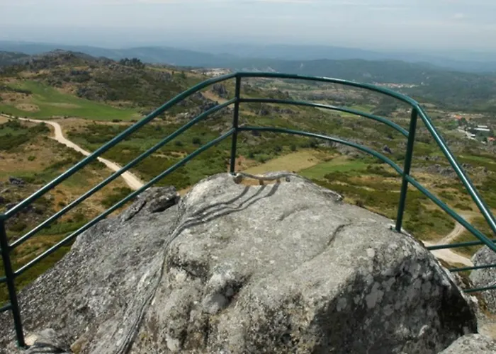 Mimosa Village - Turismo De Natureza منتزه العطل *